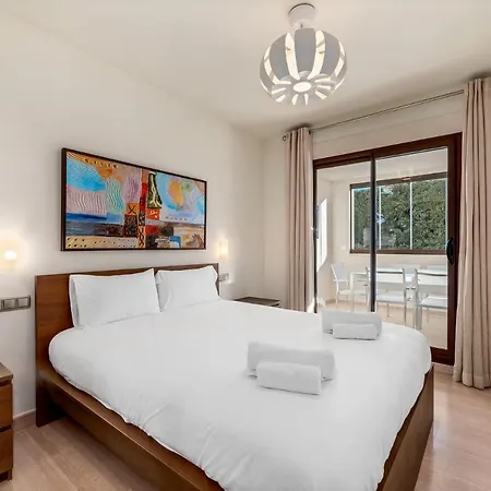 Modern & Peaceful 2br W/parking - Medina Banus Apartman